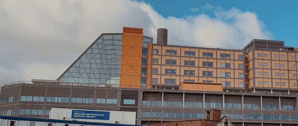 Qualified 8a ACCP post city/Sandwell hospital Birmingham. 

New hospital and shiny new ITU next year.

nhsjobs.com/job/UK/Birming…