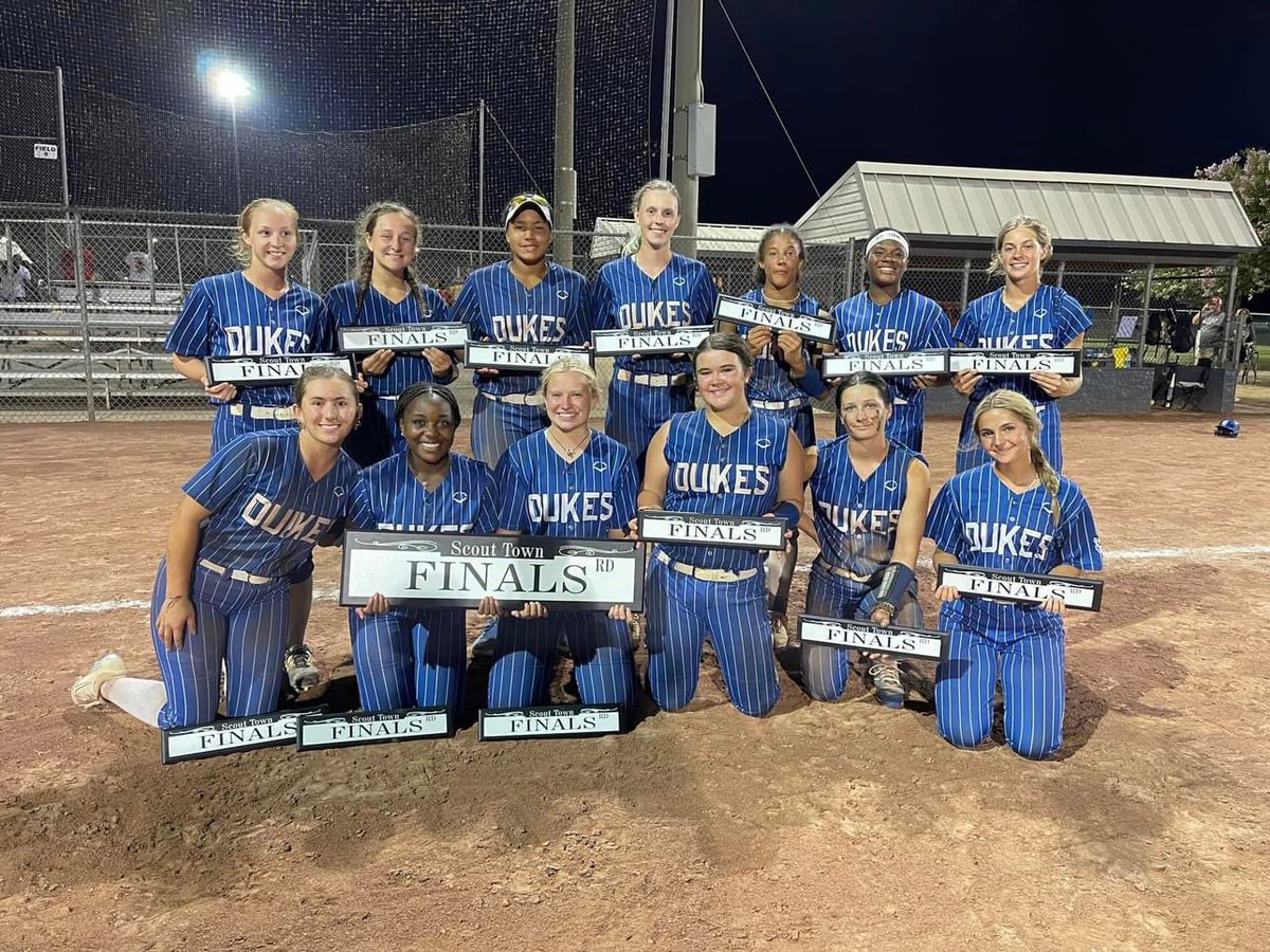 LadyDukesYork's tweet photo. Went 7-1 in the Scout Town Showcase. Proud of these ladies for battling all weekend. https://t.co/VSlyKYEeP1