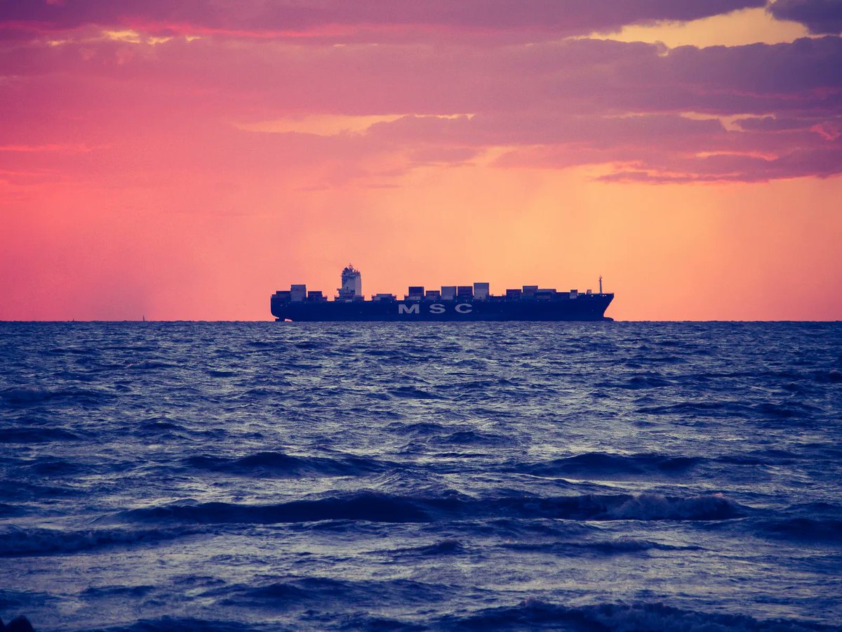 theblogistic's tweet image. Buenos días #logísticos, tengan una excelente semana!
#logistica #comex #importaciones #exportaciones #Ecuador #somoslogísticos #hablemosdecomex