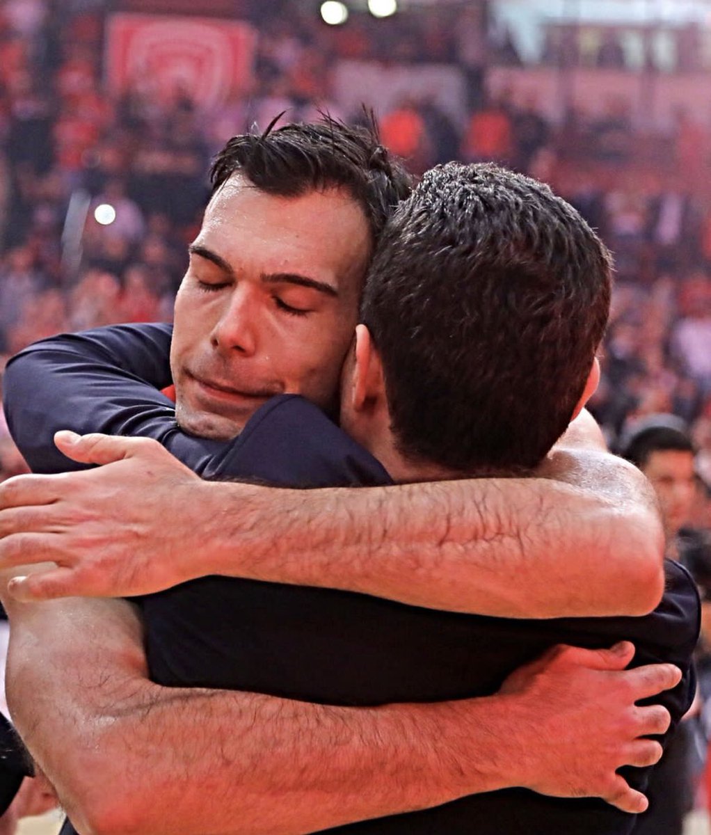 YellowBlueLgcy's tweet photo. Göğsünün daraldığını biliyoruz rabbin için sabret/ Hicr-97 https://t.co/1JSUNBPTto