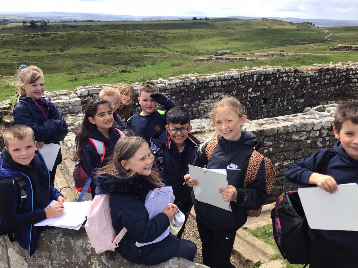 glynwoodschool's tweet photo. #Y4JB more photos from our fab trip! #glynwoody4 #glynwoodhistory #housesteads https://t.co/scp7qNLH9y