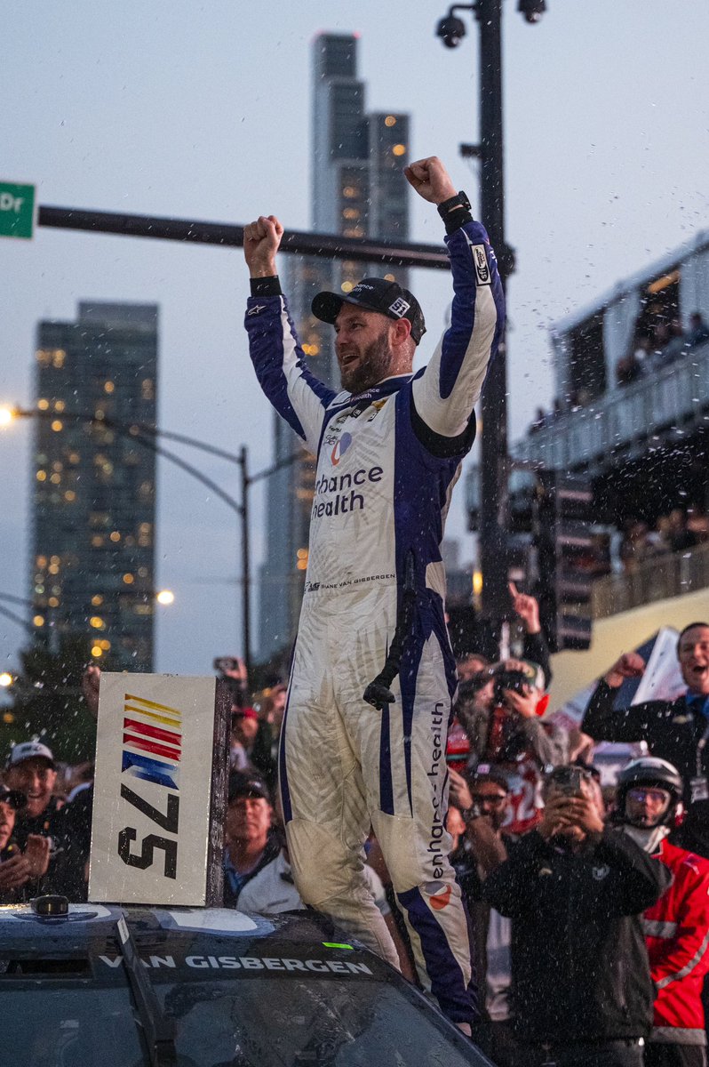 HOW WE’RE FEELIN’ THIS MORNING!

<a href="/shanevg97/">Shane van Gisbergen</a> | @enhancehealthll | <a href="/QuadLockCase/">QUAD LOCK</a>