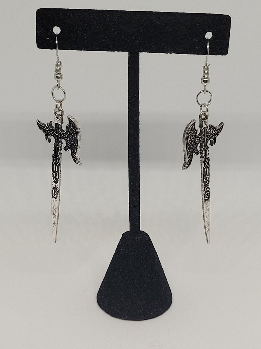 No matter what your style is, we've got earrings that you are going to love 💕

20% off your entire purchase thru 7/31, no coupon code needed!

Shipping to USA and Canada 

Etsy.com/shop/Delightfu…