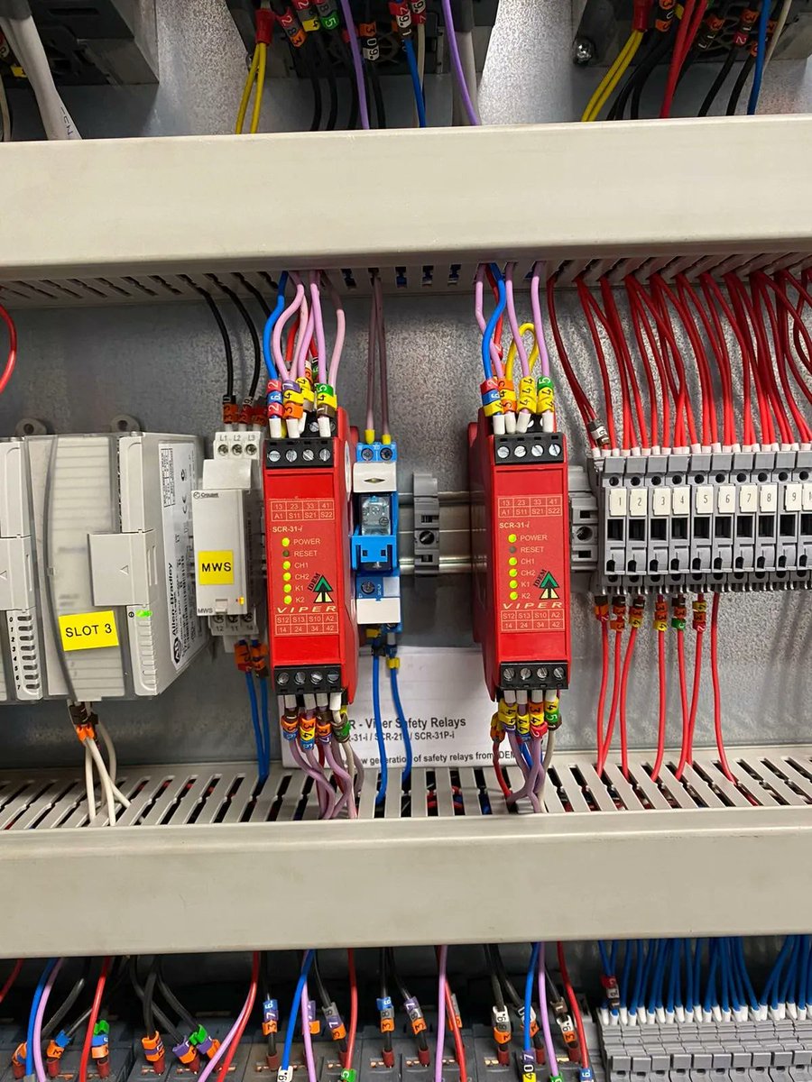 Another commercial biomass system back up and running following some extensive fault finding from our team.

If you are interested in our biomass boiler maintenance capabilities get in touch to see how we can help:

📧 service@NerG.co.uk
📞 01522 712131