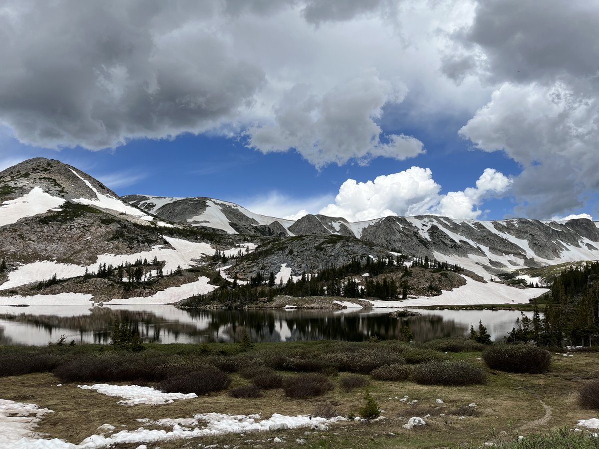 wyoturtlefeet's tweet photo. @Climatologist49 July is indeed wonderful. #SnowyRange #Wyo https://t.co/HtmCLJo9TW