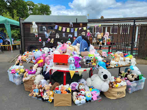 HTJosephHood's tweet photo. Some of the stalls before our Summer Fair on Saturday! Everyone had a great time! Thank you PTFA of Joseph Hood 👏🎪🌤️🧸🧃 https://t.co/6oKBSRurkr