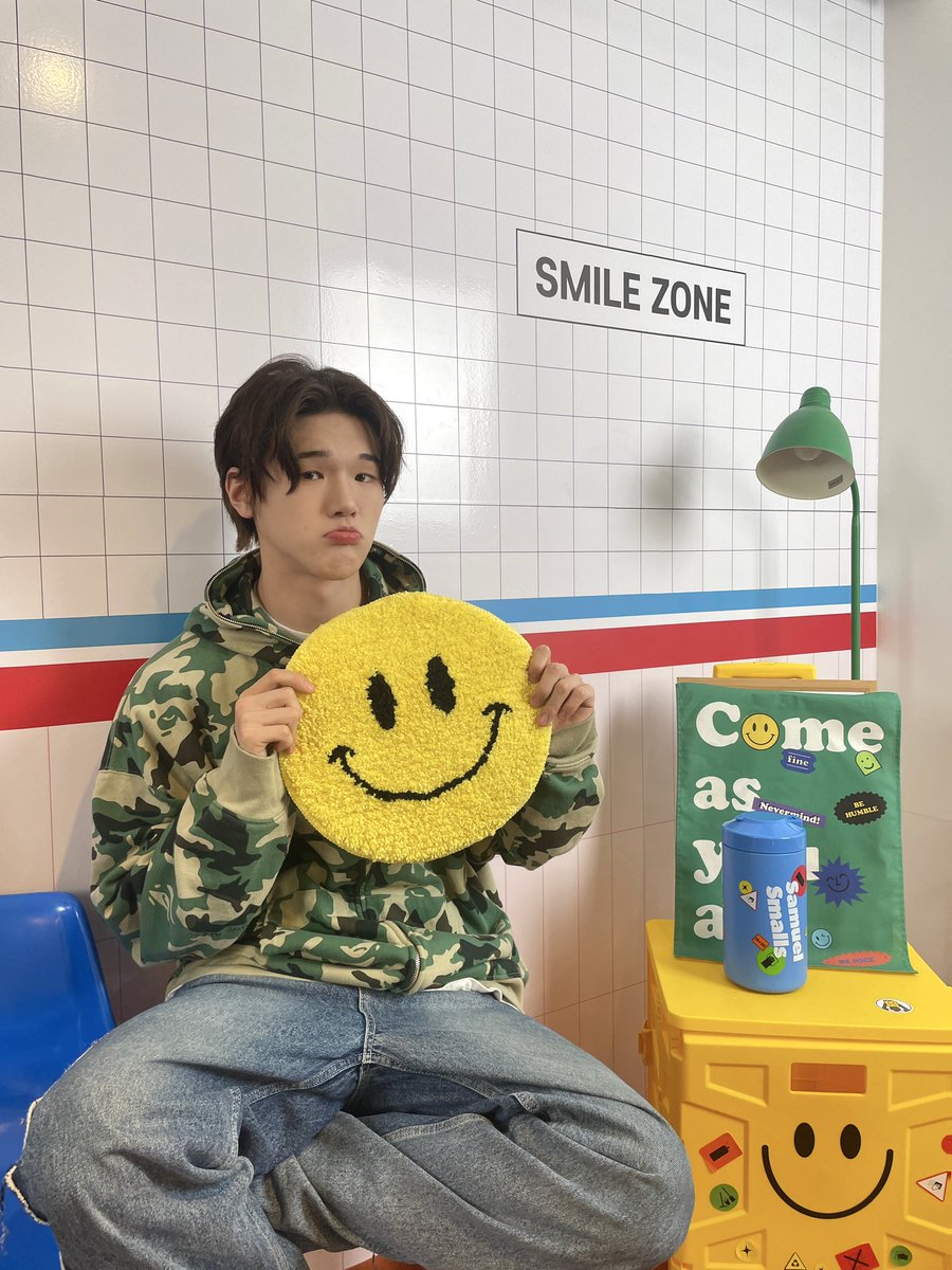 JUSTB_twt's tweet photo. [#배인] Smileee Boyyy😬

#JUSTB #저스트비 #Bain #송병희 https://t.co/TAamHGQxE6