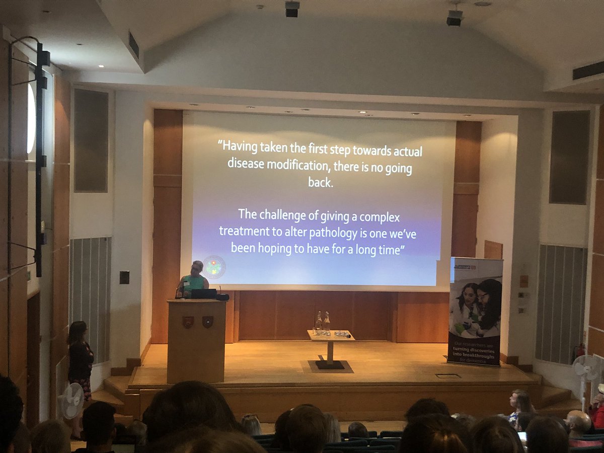 Lots of exciting science at <a href="/ARUKThamesV/">ARUK Thames Valley Network</a> Dementia Research Day including an inspiring talk by <a href="/cathmummery/">Prof Cath Mummery</a> summarising the recent developments of disease modifying treatments for #Alzheimers 

<a href="/ARUKscientist/">Research at ARUK</a>