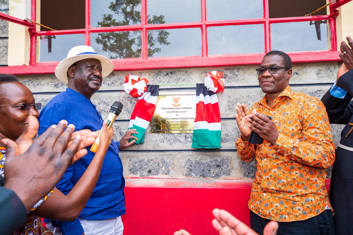 RailaOdinga's tweet photo. What an incredible honor to unveil the new Dining Hall complex at Dr. Ida Girls Secondary School in Asango. 

This event symbolizes our commitment to healthy nutrition that leads to quality education. School feeding program is a pillar in the Azimio manifesto. https://t.co/ka0JFEVKl0