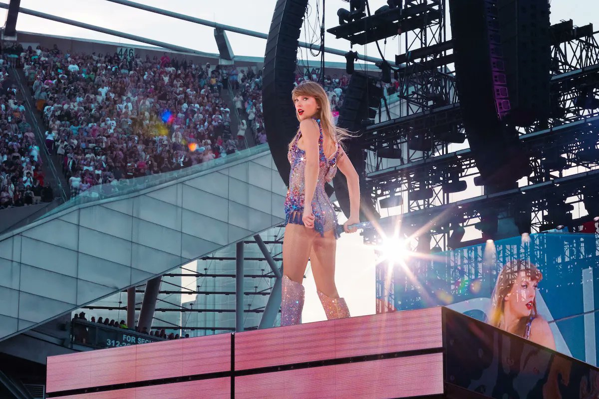 Rebellious Magazine on Twitter "Review Taylor Swift Makes Soldier