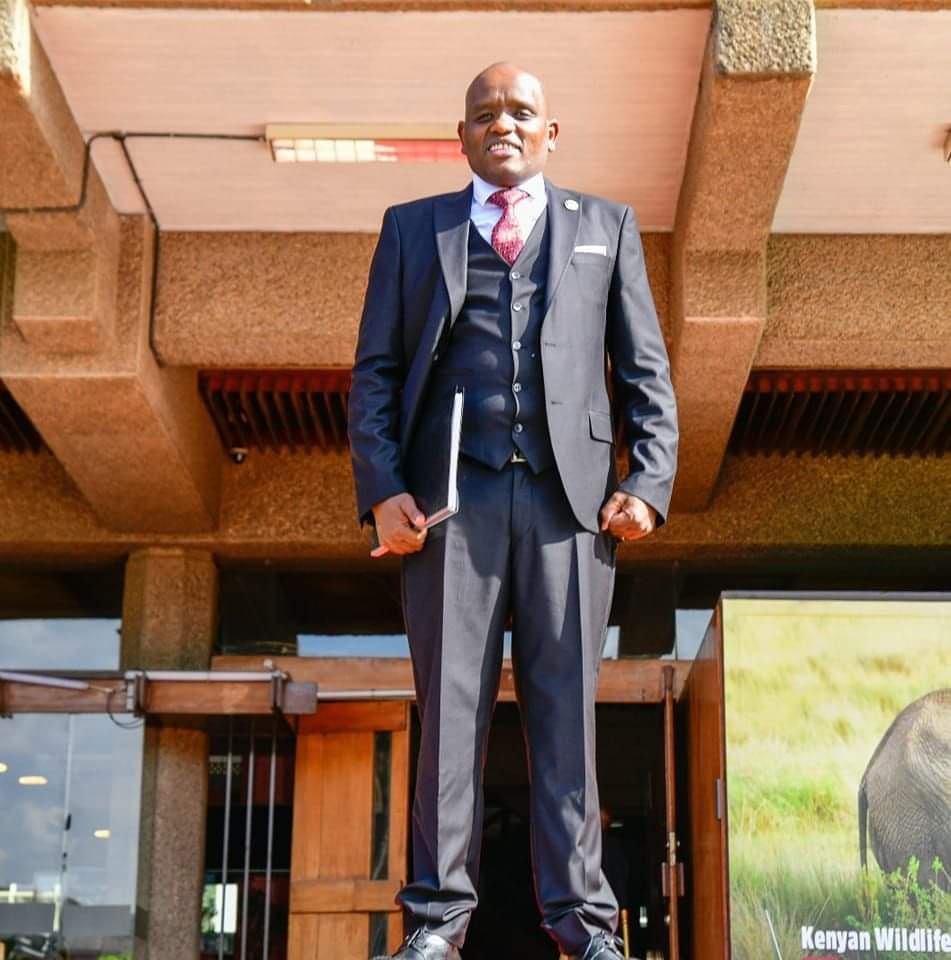 OleItumbi's tweet photo. Come Here, Go there...
Focus. Service and connecting dreams to opportunities.
#HomeOfDreams
#SystemYaFacts
#GOKInteracts https://t.co/iEOhpBC8a6