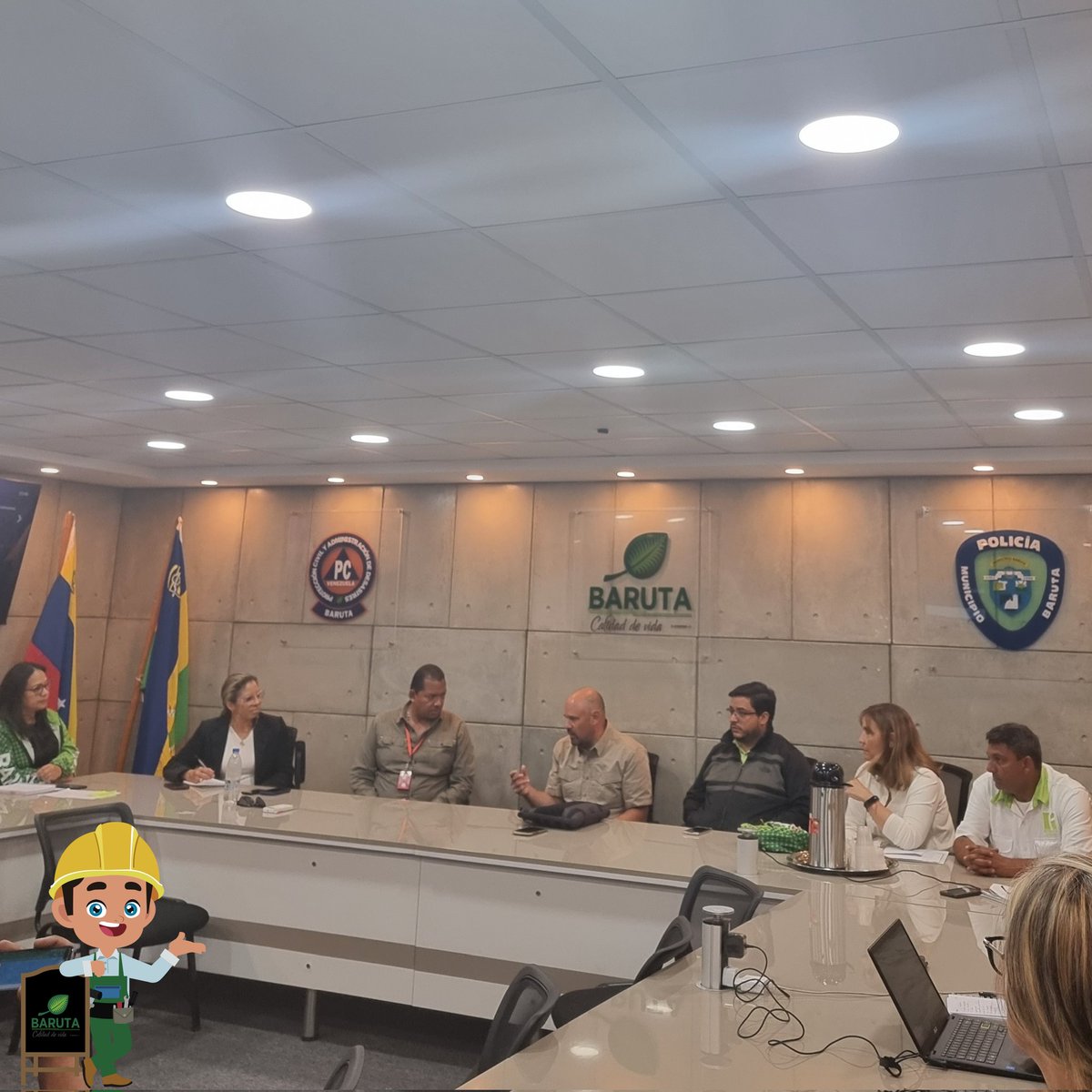 BarutaOperativa's tweet photo. #03Jul | Vecinos, a esta hora #GestiónOperativa de @AlcaldiaBaruta trabaja junto a CANTV las solicitudes que hemos recibido de las diferentes urbanizaciones de nuestro mcpio.

Importante ⬇️
1/2 https://t.co/j9ZPPiJYJR