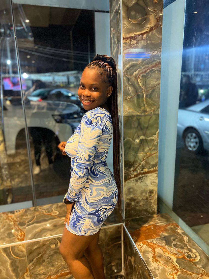 Naija school leak on Twitter: "Meet princess from Benin, nude leak 😩😭 #