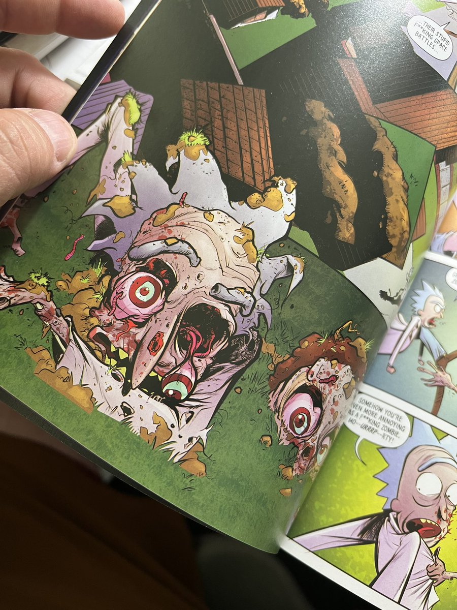 @OniPress Rick and Morty: CRISIS ON C-137 trade comps are in! Beautiful design work by Sarah Rockwell. Thanks again to the whole team: @Steph_Smash @DougGarbark @TheGabeFischer @besspallares Gabriel Granillo and Chris Crank!