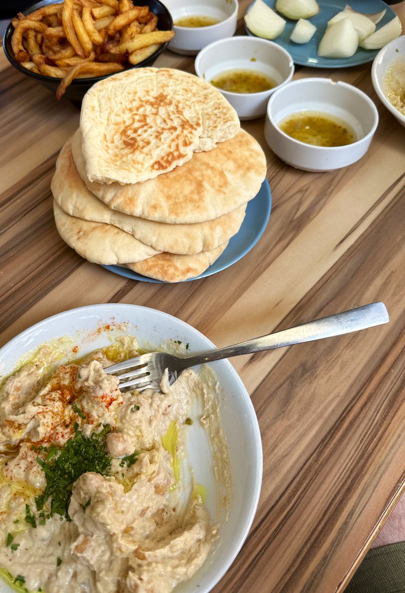 Eli Weiss tweet media