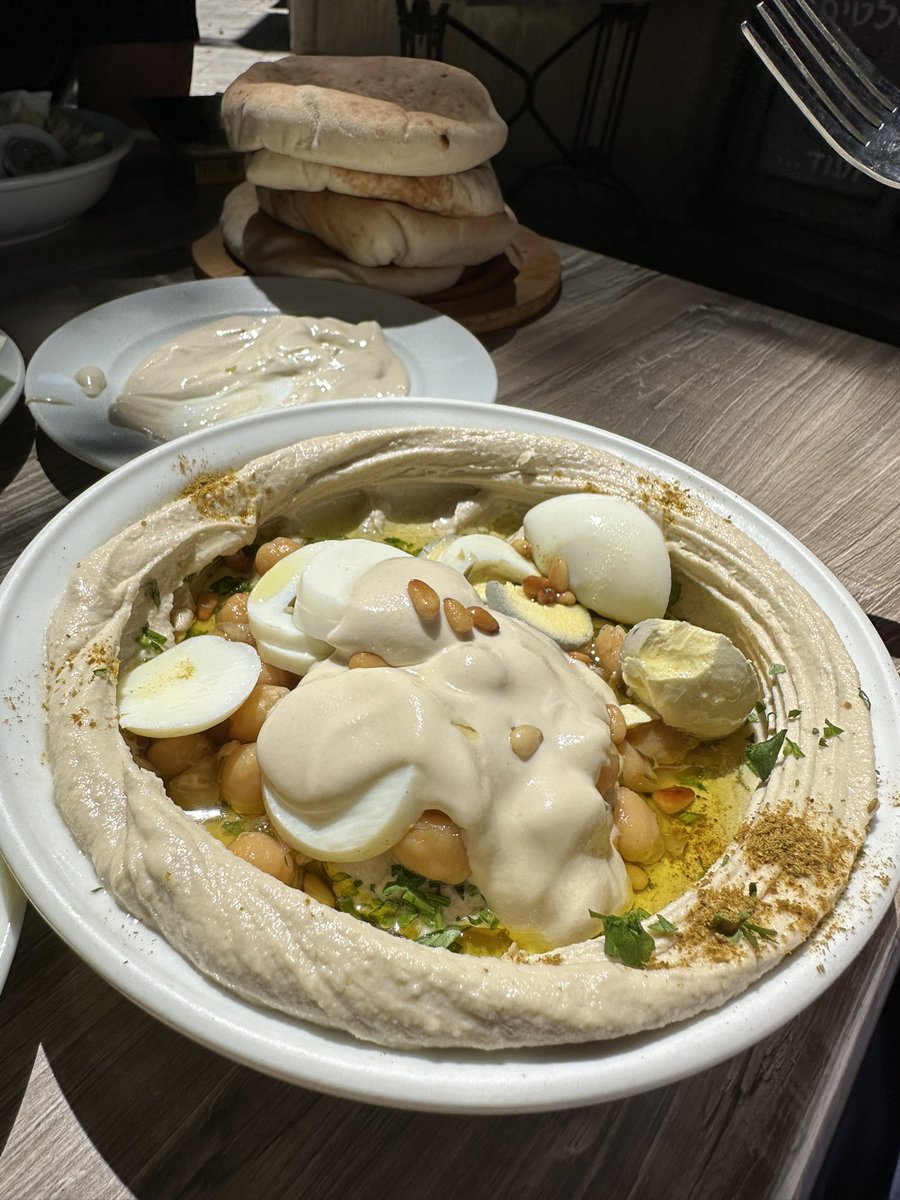 Eli Weiss tweet media