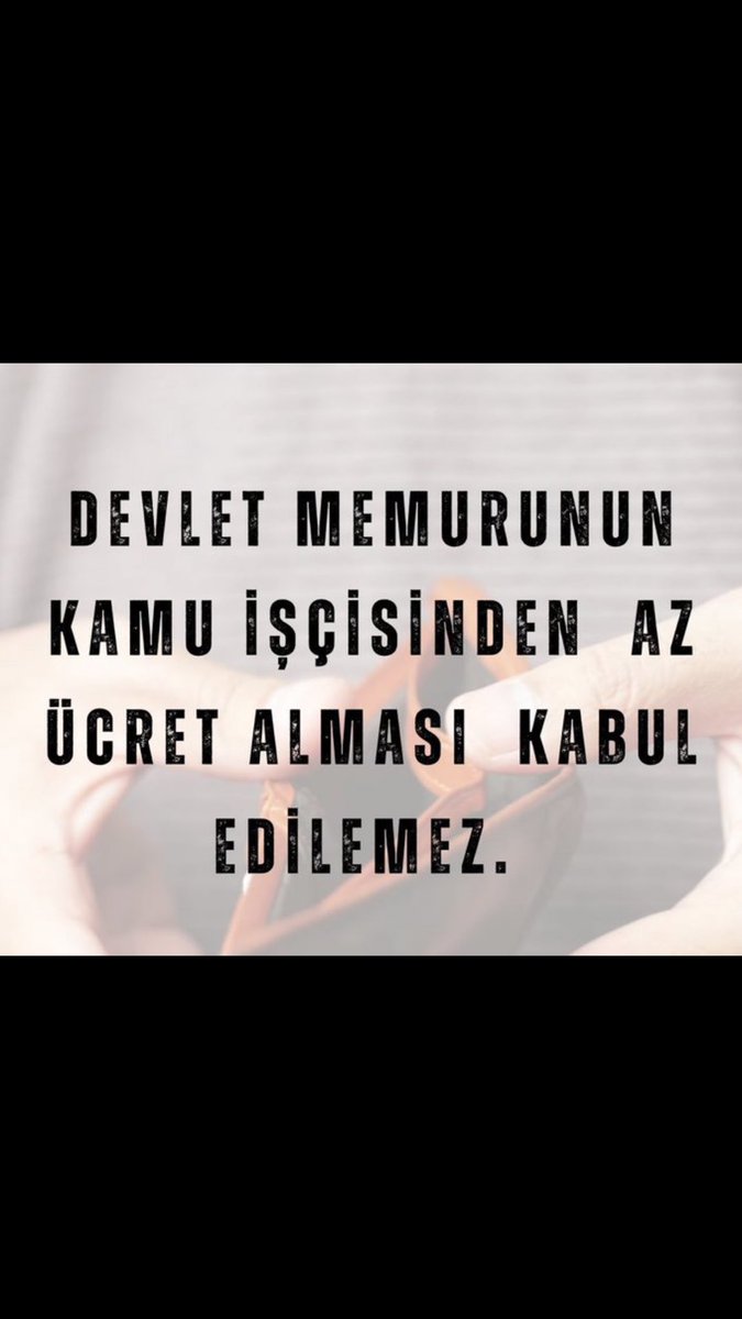 beyaztrtl1's tweet photo. Ey satılmış sendikalar bizi bu hale siz düşürdünüz bu utanç verici tablodan da siz çıkaracaksınız üstünüze düşen görevi layıkıyla yerine getirin kendi menfaatlerinizi değil bizim insanca yaşamamız için yoksulluk sınırında  maaş talebimizi gerçekleştirin #Memurlara34binTL https://t.co/PNHppmmDj1