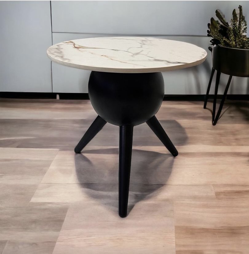 LessismoreF's tweet image. Seeking a cozy addition to your living space? These charming coffee tables, handcrafted with DIY love, are here to add a touch of personality to your home! 🏡✨ 
#coffeetables #homedecor #interiordesign #lessismorefurniture