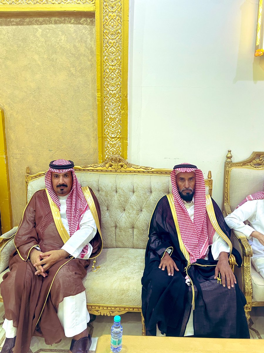ALFYEEN's tweet photo. #ملتقى_قبيلة_اللفايين 
يبارك للشيخ عبدالله بن سلطان الربيع 
بمناسبة زواج ابنه #ماضي  ونسأل الله له التوفيق ونقول له اللهم بارك لهما وبارك عليهما واجمع بينهما في خير 
#سبيع
#اللفايين 
#المداريه
#بني_عمر 
#الخرمة
#رنيه
#الغريف https://t.co/hkfw4Mnjtm
