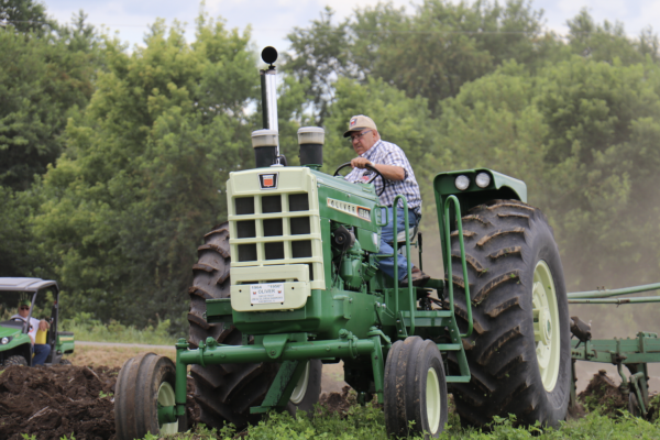 experience_cu's tweet image. In 🔟 days, an area-favorite event returns with Historic Farm Days! This four-day celebration of farming methods of the past is a great outing for the whole family and agriculture enthusiasts alike. 🌾🚜 

Check out this guide to Historic Farm Days here:  buff.ly/437U7o8
