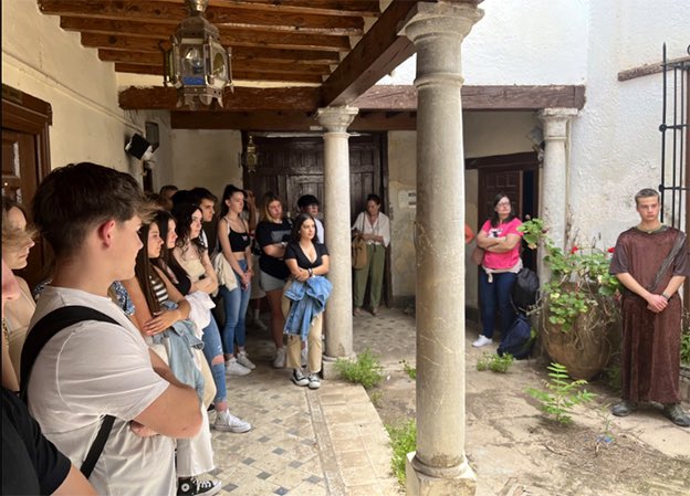 Vivir y Sentir el Patrimonio (@patrimonio_and) on Twitter photo Los alumnos del IES ‘Trevenque’ de La Zubia (Granada) <a href="/trevenqueies/">IES Trevenque</a> Viven y Sienten su Patrimonio <a href="/EducaAnd/">Consejería Desarrollo Educativo y FP</a>
🔗 Viviendo la historia. El Laurel de la Reina en-clase.ideal.es/2023/06/29/gym… vía <a href="/ClaseCultura/">EN CLASE EDUCACIÓN Y CULTURA</a>
🔗 vivirysentirlazubia.com/2023/06/28/los…
🔗 Live and Feel La Zubia vivirysentirlazubia.com/2023/06/23/liv… Los alumnos del IES ‘Trevenque’ de La Zubia (Granada) <a href="/trevenqueies/">IES Trevenque</a> Viven y Sienten su Patrimonio <a href="/EducaAnd/">Consejería Desarrollo Educativo y FP</a>
🔗 Viviendo la historia. El Laurel de la Reina en-clase.ideal.es/2023/06/29/gym… vía <a href="/ClaseCultura/">EN CLASE EDUCACIÓN Y CULTURA</a>
🔗 vivirysentirlazubia.com/2023/06/28/los…
🔗 Live and Feel La Zubia vivirysentirlazubia.com/2023/06/23/liv…