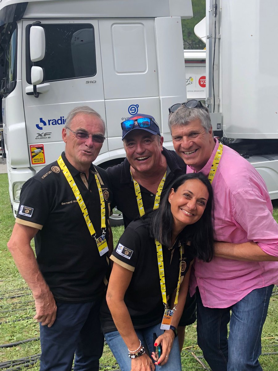 <a href="/LeTour/">Tour de France™</a> #4zeros #paysbasque <a href="/RTLFrance/">RTL France</a> @pacaudrtl dit Pacaud la glacière <a href="/sophiekamoun1/">Sophie Kamoun - OLY</a> et la légende #BernardHinault ✨✨❤️🚴‍♀️