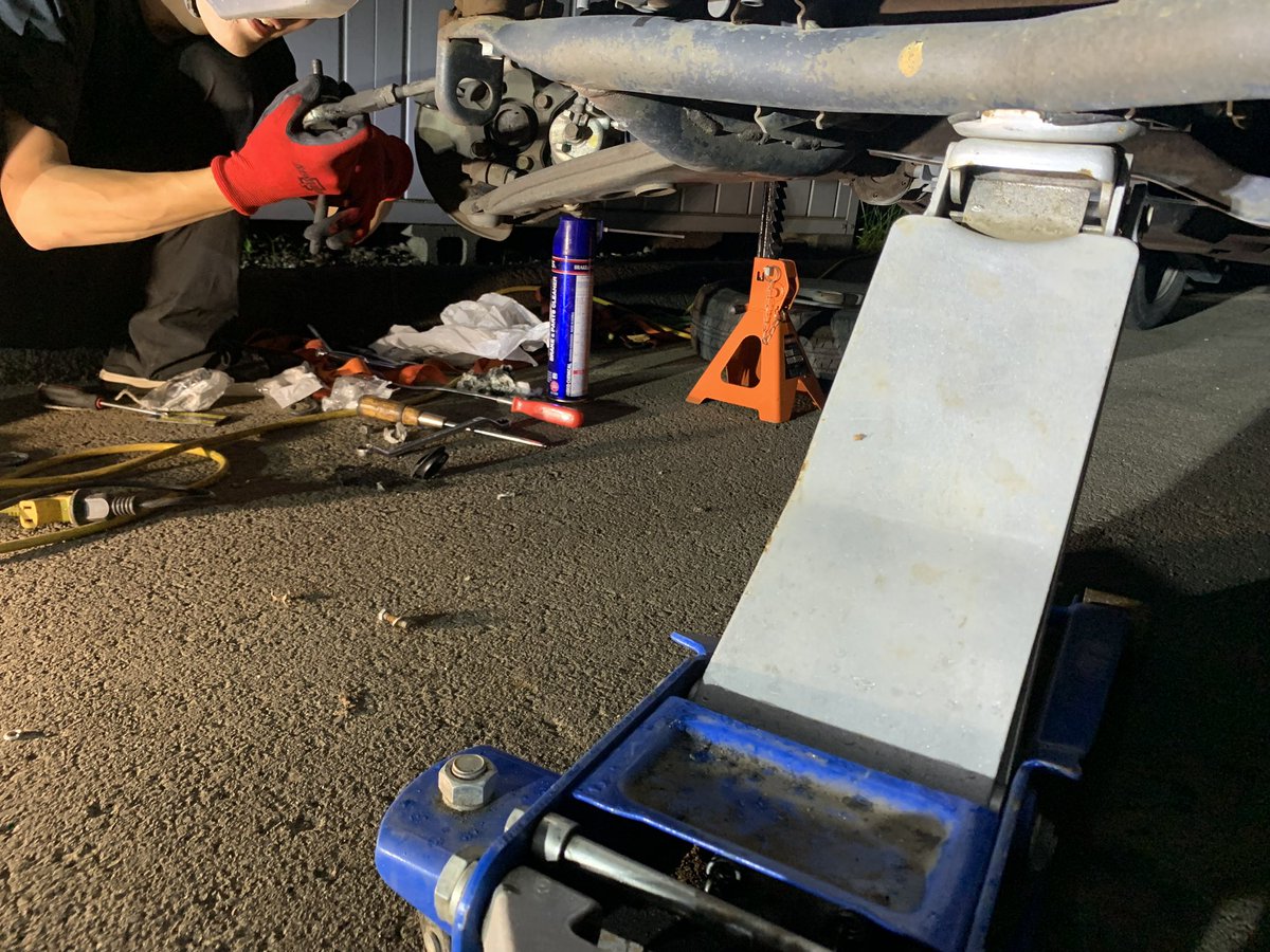 kzcargo's tweet photo. ドライブシャフトブーツじゃない所って車検落ちるんだ😭😭

初めて… https://t.co/ErhruBssdu