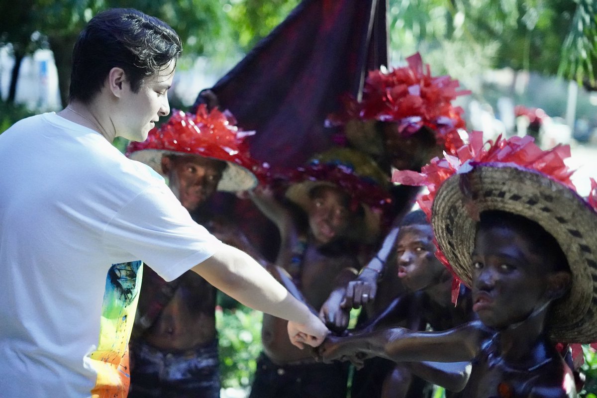 camilotorresv's tweet photo. Niños danzantes, morisquetas coloridas, tambor 🪘 y tradición. ¡Qué bacano estar en Santa Lucía!

Disfruté mucho del Festival Nacional Son de Negro 🤪, una celebración que viste al pueblo de historia y cultura ancestral. ¡Gracias a todos los amigos que me acogieron como parte de su familia! 👏🏼