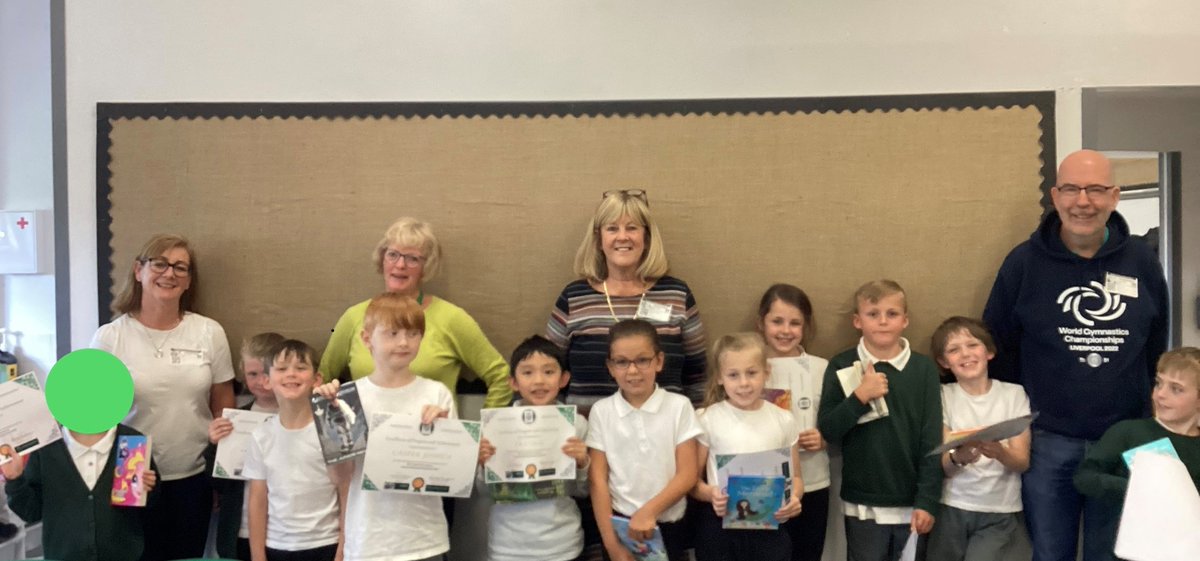 TheJohnsonFound's tweet photo. A lovely start to the week visiting @WoodchurchNews for their Inspired Reading Celebration Event. Thanks to the children in Y2 & Y3 and for the amazing support our fab Reading Mentors Jan, Julie, Pauline & Luke have given the children throughout the year #inspiredreading https://t.co/vT1gkKHeSK