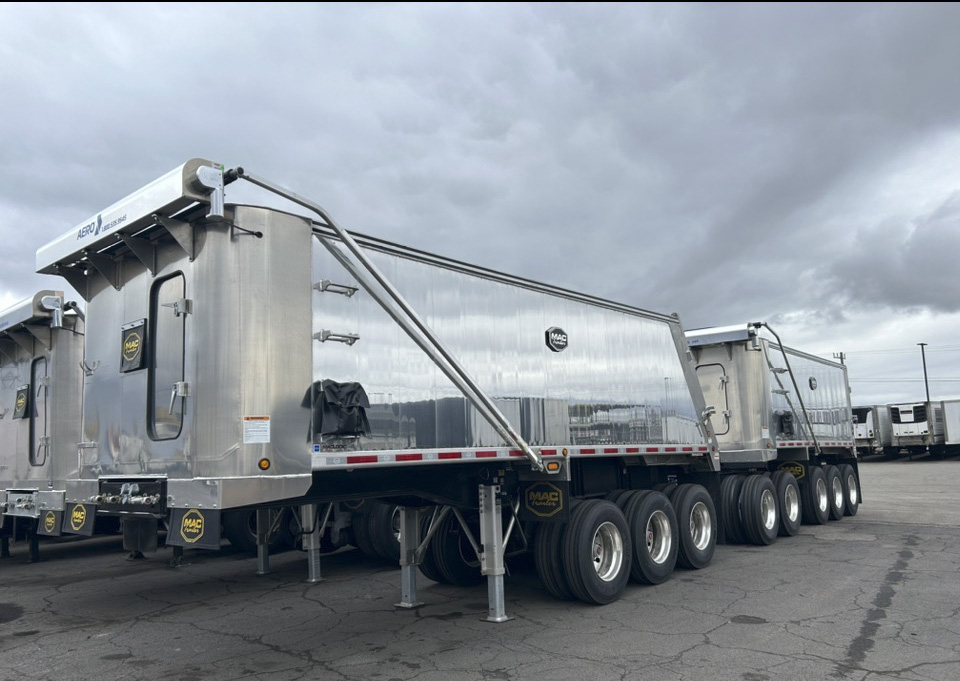 RTT_Sales's tweet photo. We're slashing prices on our top-notch 2023 Royal Base MAC Triple 10! Known for its unrivaled durability and performance, this model is now within your reach at a more affordable rate. For more details, give us a call to speak with our expert sales team at  248-773-3810! https://t.co/szQX31cj3r