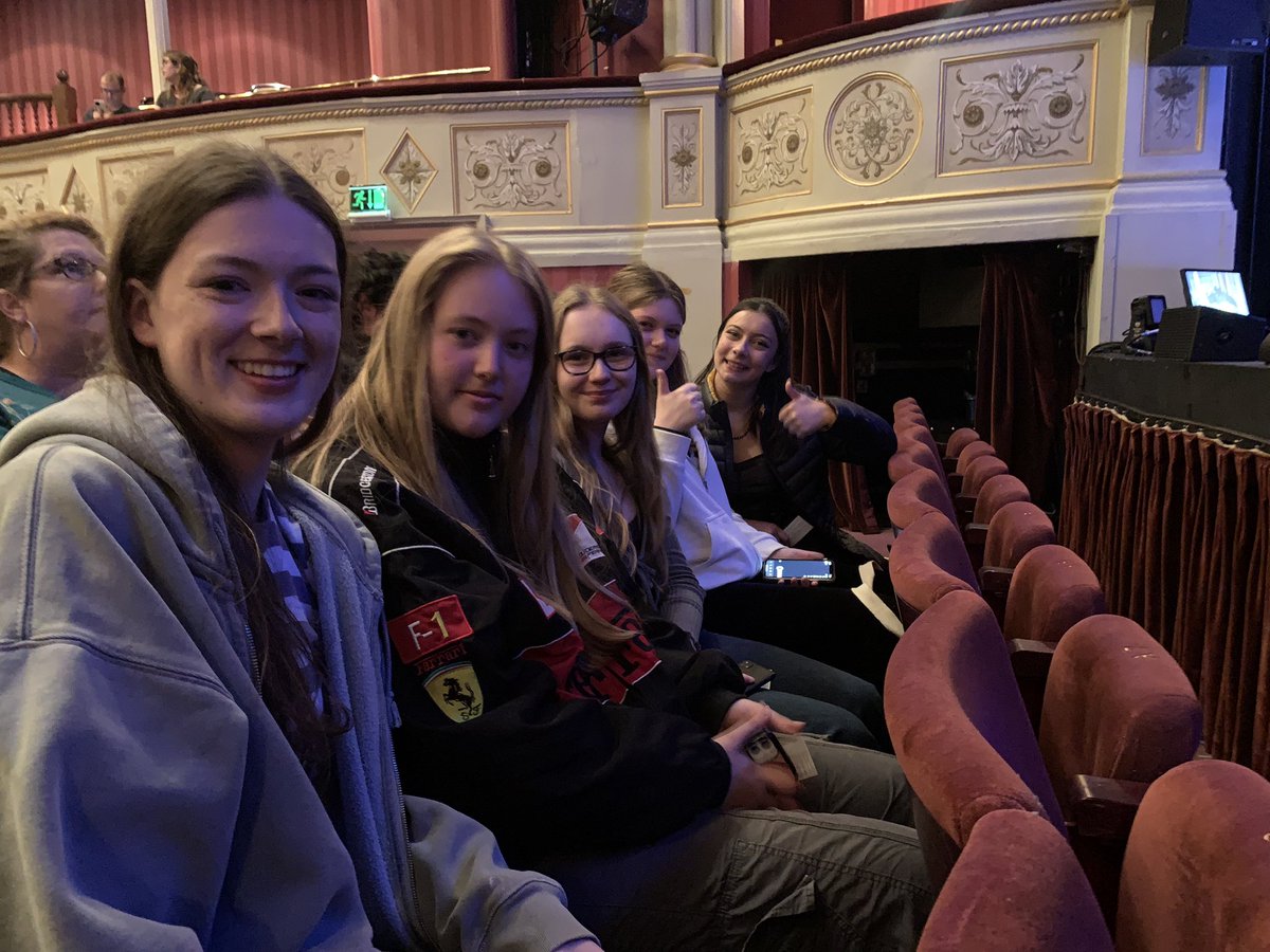 Royal High School History tweet media