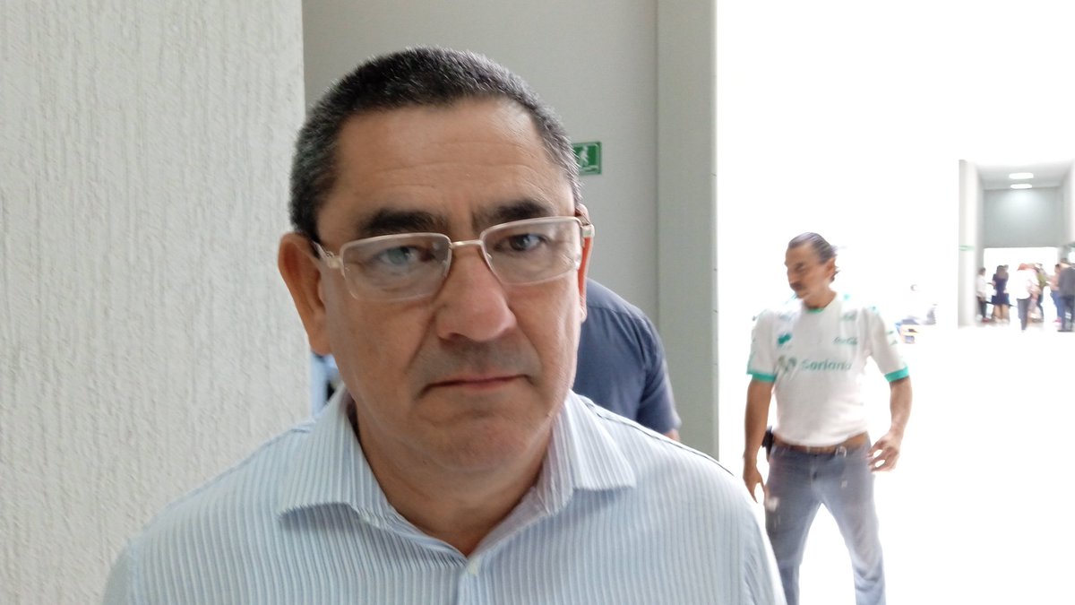 ,<a href="/canacotorreon/">CANACO Torreón</a> <a href="/marianosernas/">Mariano Serna</a> reconocen comerciantes que no conocen proyecto de convertir la avenida Matamoros en un paseo peatonal #torreon