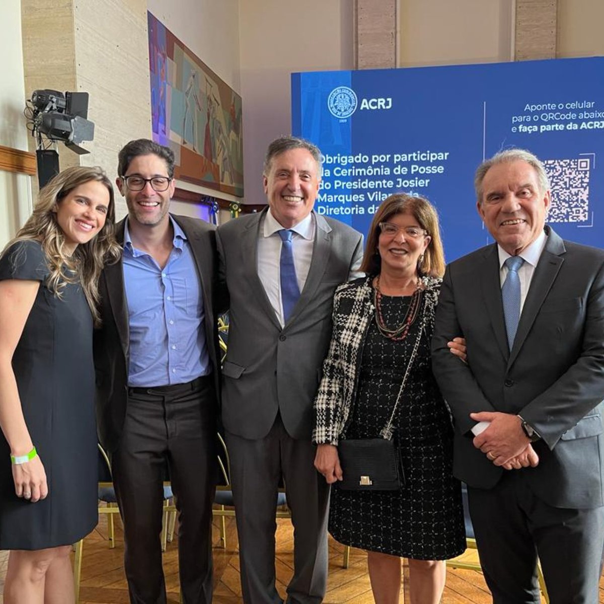 fbalestrin's tweet photo. Estive na cidade maravilhosa para acompanhar a cerimônia de posse do novo presidente da Associação Comercial do Rio de Janeiro (@acrj_oficial ) biênio 23-25, o amigo Josier Vilar, e também da nova diretoria da Associação. Parabéns Josier e a toda diretoria nova👏🏼👏🏼👏🏼 https://t.co/haovIgRLpU