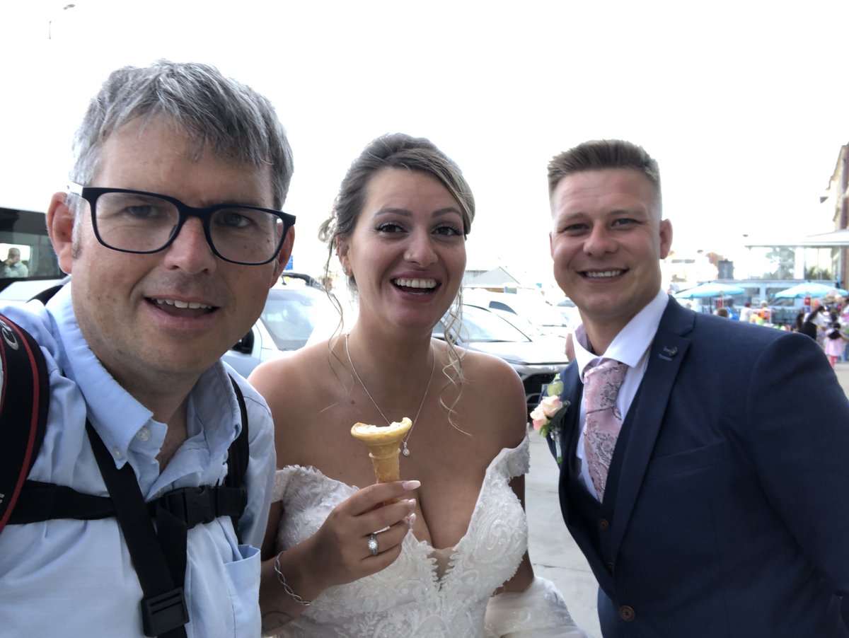 PhotosDorset: Not every day you get a free #Rossis Ice cream, thanks to @channel5_tv production team, what a fabulous day in Weymouth with the amazing Jamie and Tara #Weymouth #wedding