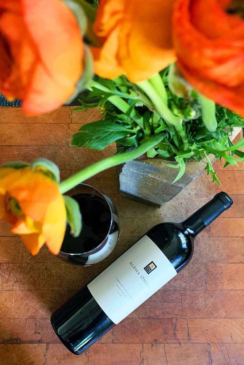 Join Alpha Omega Winemaker Matt Brain this Thursday, July 6th, from 4-6:30PM in #DowntownNapa for our Alpha Omega Flight Night!🍷 

#alphaomegacollective#visitnapa#worldofterroir#bourdeauxvarietals#winecountry