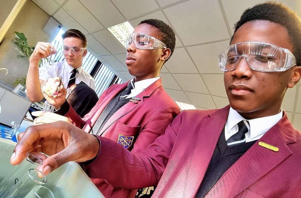We're currently recruiting for a Teaching Assistant. Please visit our website for more information. kings.peterborough.sch.uk/page/?title=Va…