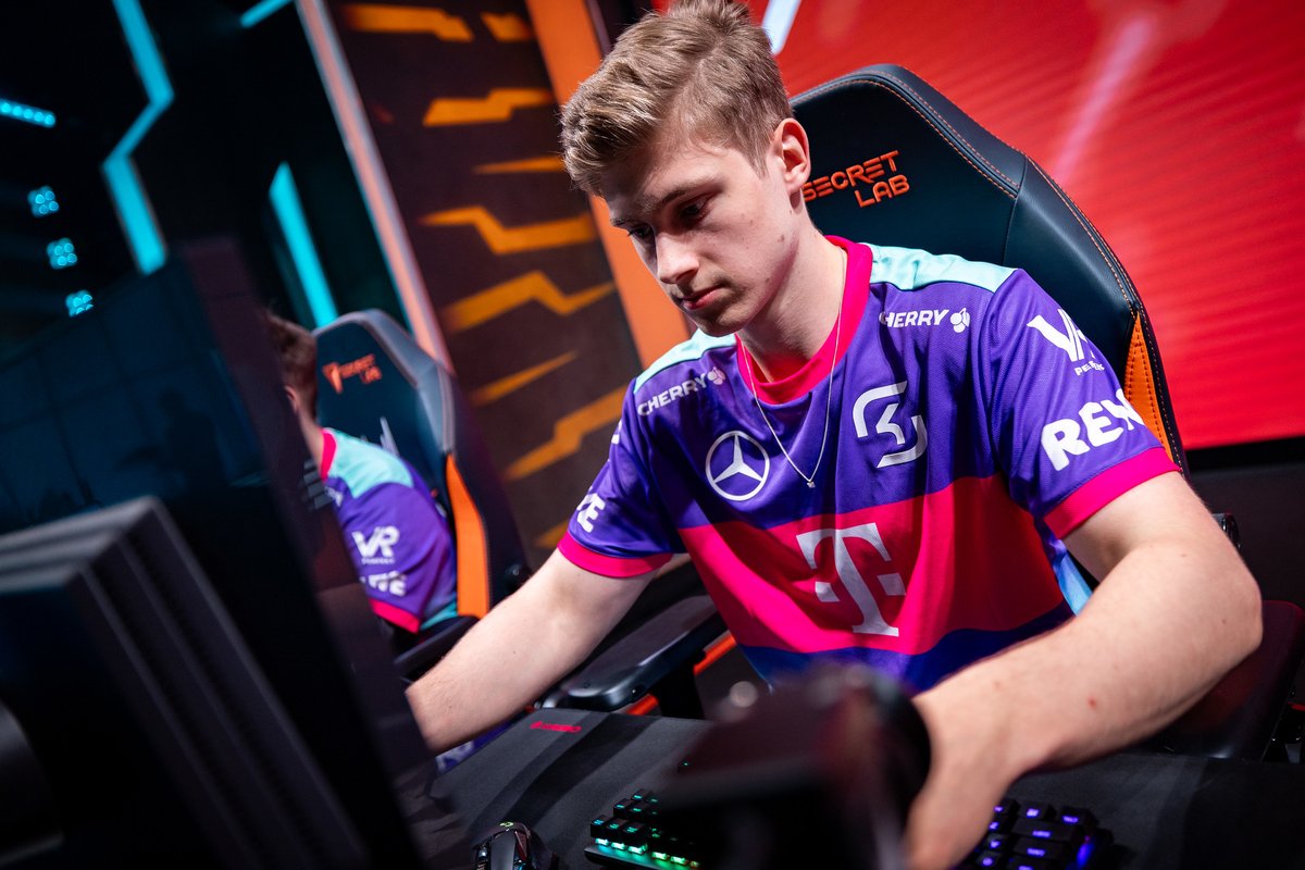 Telekom_zockt's tweet photo. El Clásico in der #LEC incoming:
Einmal #SKWIN zur Quali für die Gruppenphase pls #RUNSKG https://t.co/WoBi7BTlcS