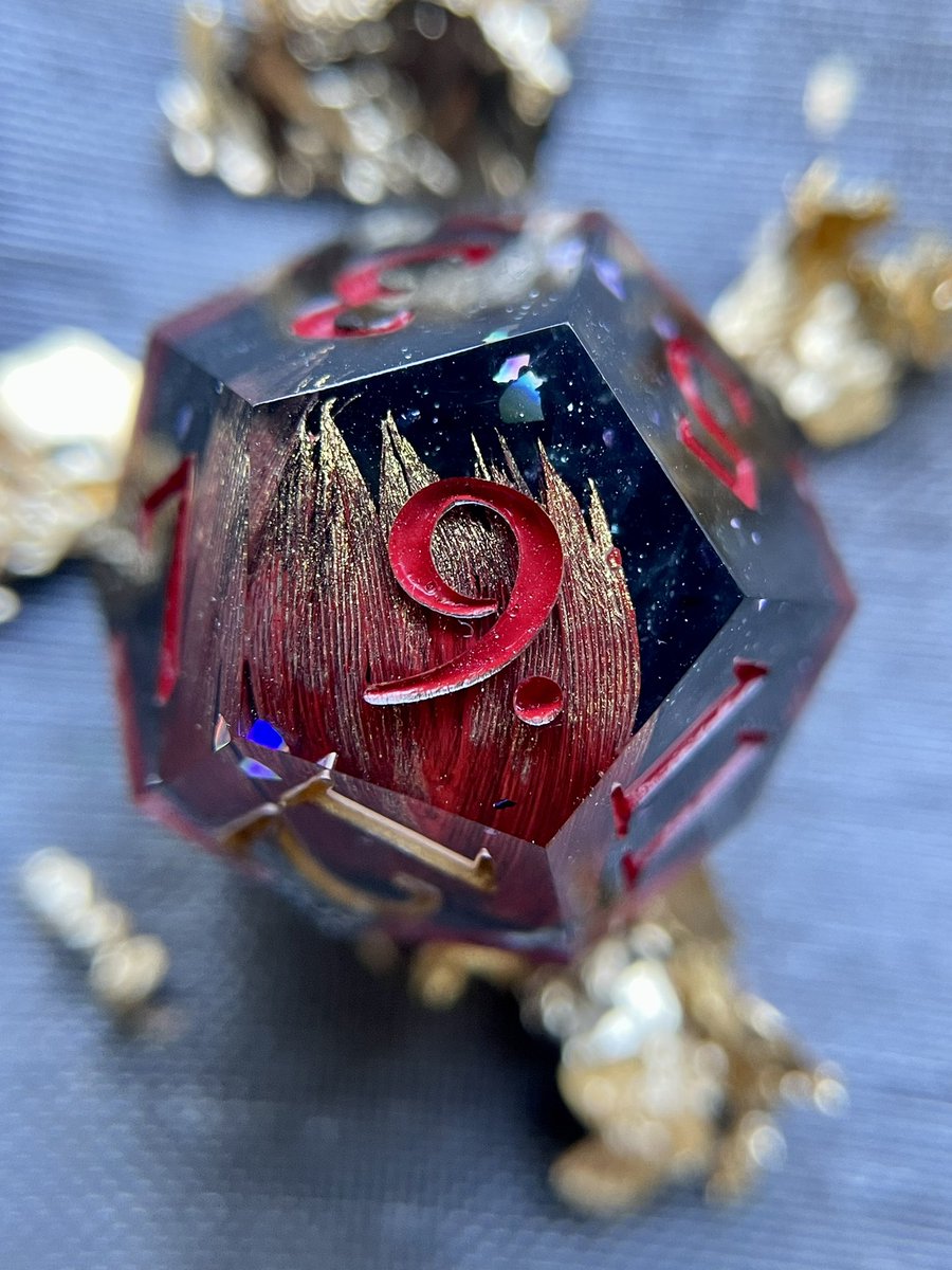 Ashes 🔥
This is the prototype from a custom commission and I love it!