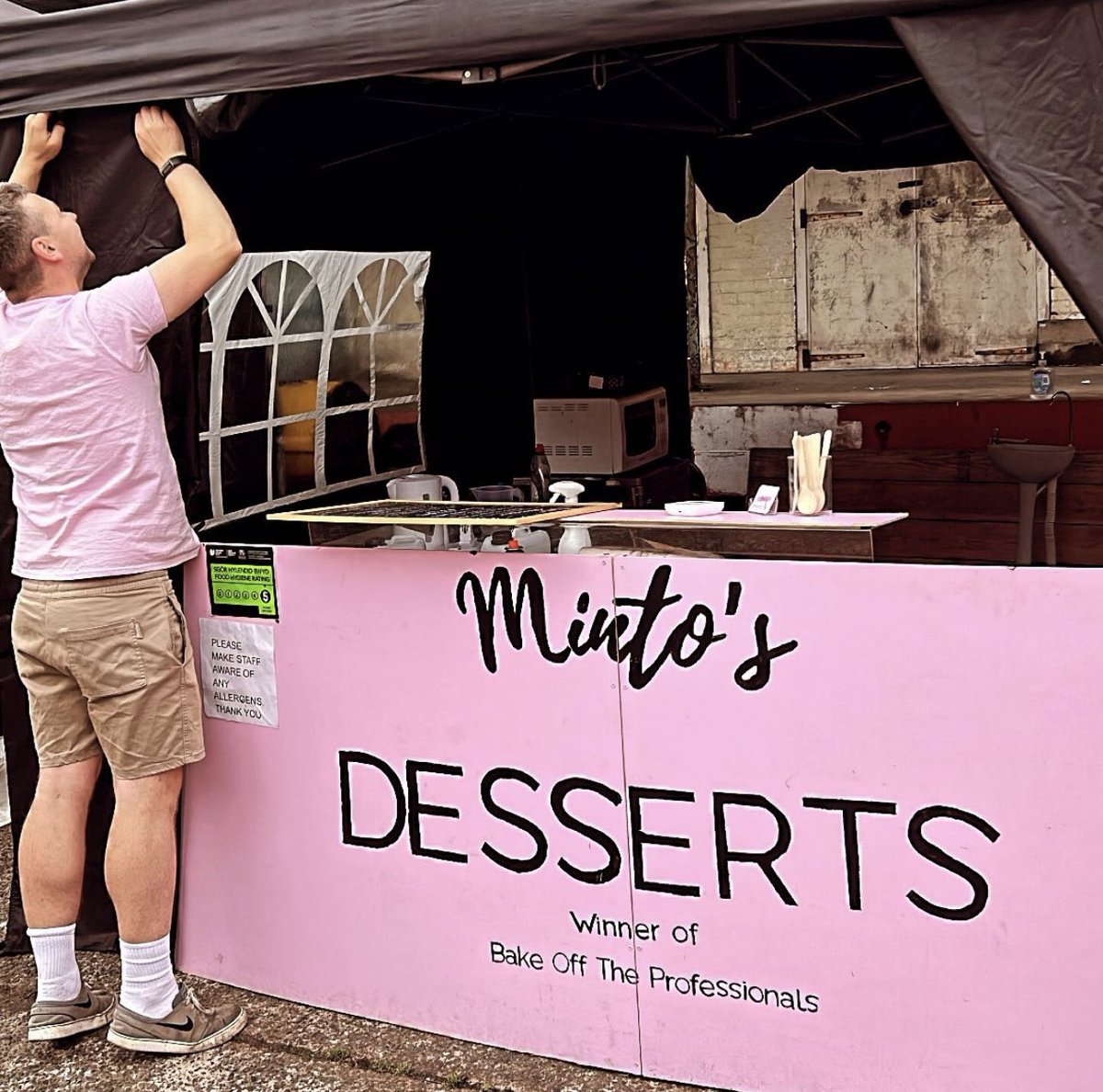 Mintos Patisserie tweet media