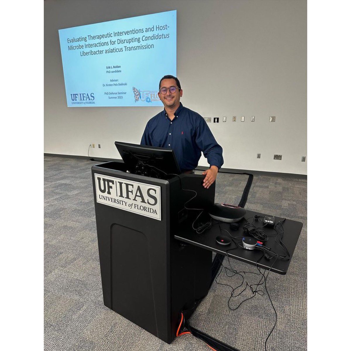 Bugging_Me_Out's tweet image. It’s official now!

You can call me a Dr. 😎

Now, let’s keep fighting against #CitrusGreening or #HLB

#PhinallyDone #PhDjourney