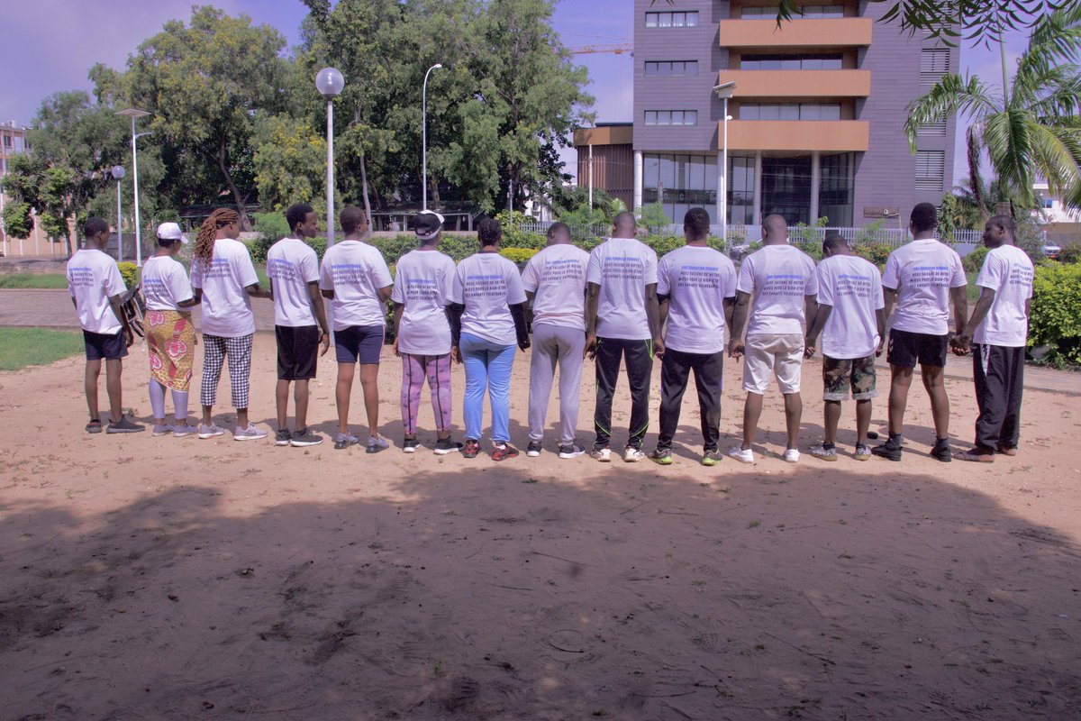fondatiodurable's tweet photo. Nous sommes fiers d'avoir intégré cette initiative à nos pratiques pour une meilleure et durable santé. Voici quelques images de cette journée détente.

#FondationDurable #samedisport https://t.co/NgxtlqJydj