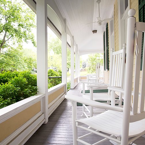 This summer make plans to escape, stretch your legs, and enjoy all the things that bring you joy!

When you’re ready to reserve a room, call us directly, we’ll beat any comparable room prices displayed online! Call our front desk today at 1.800.328.4350