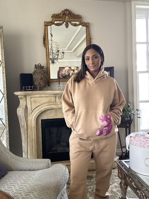 I love my designs 🥺 https://t.co/wtlNWqEGVG<a href="/tag/newprofilepic"class="tags"><span>#newprofilepic</span></a>