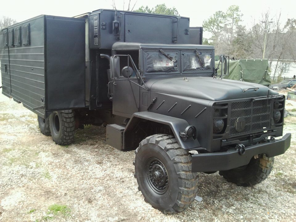 zerodarkgold's tweet photo. Dooms day camper? https://t.co/q7K524RDLX