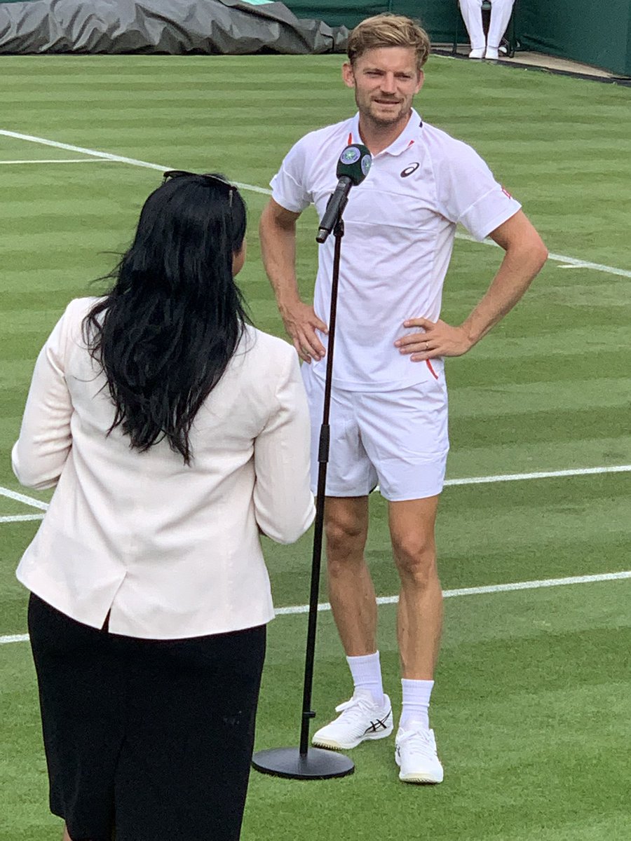 pe_TGS's tweet photo. A great day on court 2 @Wimbledon for the Year 9 @TgsTadcaster students! Some even got a chance to get on Centre Court! #acetime https://t.co/PqLwNt66u1