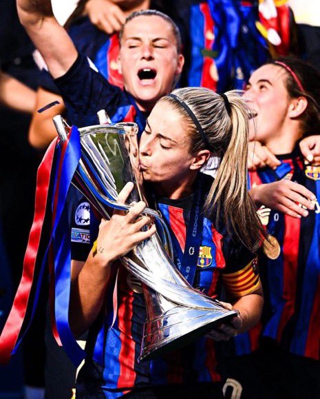 Forcaa_Barcaa's tweet photo. 1 mois en arrière 💙❤️ https://t.co/UxWkBMxq2D
