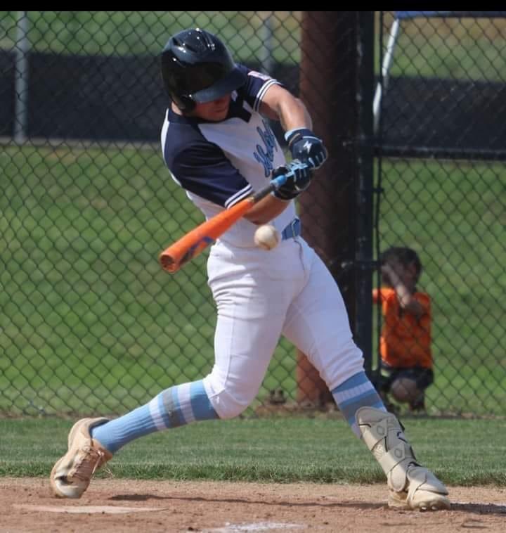 Those HC boys know how to swing it!!  <a href="/gcolwell_5/">Gavin Colwell</a> showing that power we have seen for several years. 2 HR &amp; 5 RBI in this game and a picture perfect swing! The 2021 grad has displayed this same 🔋 for <a href="/AverettBaseball/">Averett Baseball</a> the past 2 years. Excited for his next season.