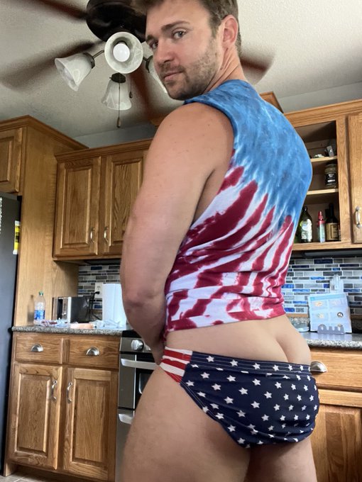 Day 3 of the BANGING Competition🧨 Let&rsquo;s get all the Big and Small Bangs we can! Currently in 8th in Overall<a href="/tag/sexysaturxay"class="tags"><span>#sexysaturxay</span></a>