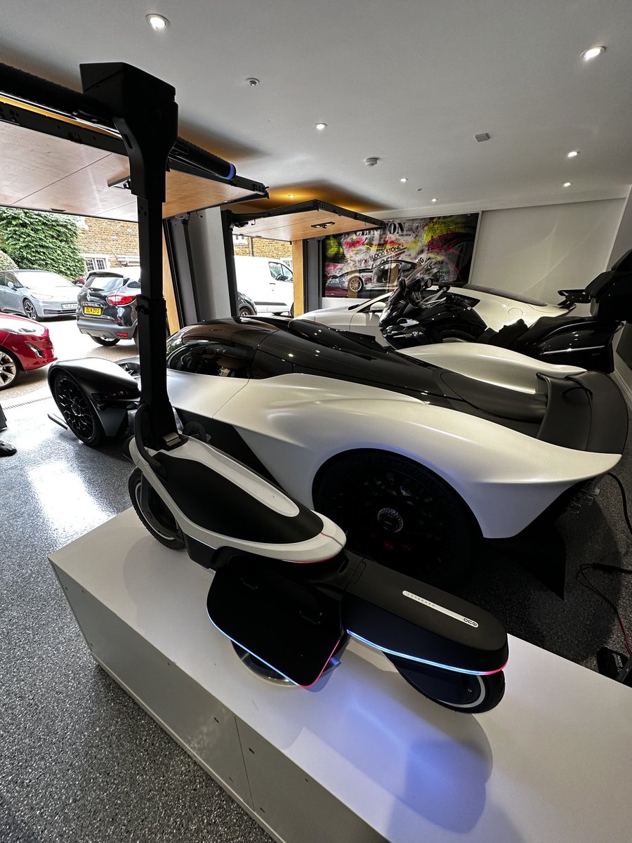 AndyatAuto's tweet photo. Allow me to indulge myself with two of my automotive babies; Aston Martin Valkyrie VIN 007 (created in a pub in Woburn over sausages &amp; mash) and ⁦@hiloevsocial⁩ One (conceived over coffee in Cambridge) - and what will be chassis 007.  You’ll see the paint scheme consistency https://t.co/kTRfahiDV2