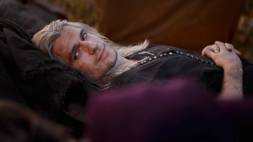 handholdinglion's tweet photo. #witcherspoilers kinda

he’s just so fucking pretty https://t.co/hJwEkiEOQe